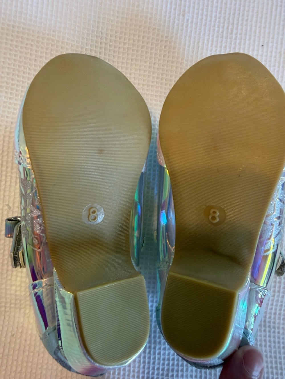 Disney Iridescent Silver Frozen Mary Jane Shoes with Bow Size 8 Kids - Picture 9 of 15